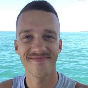 Meet your Posher, Thomas